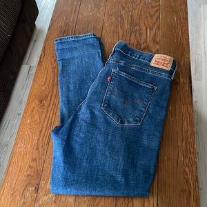 Levi’s 311 Shaping skinny jeans size 33